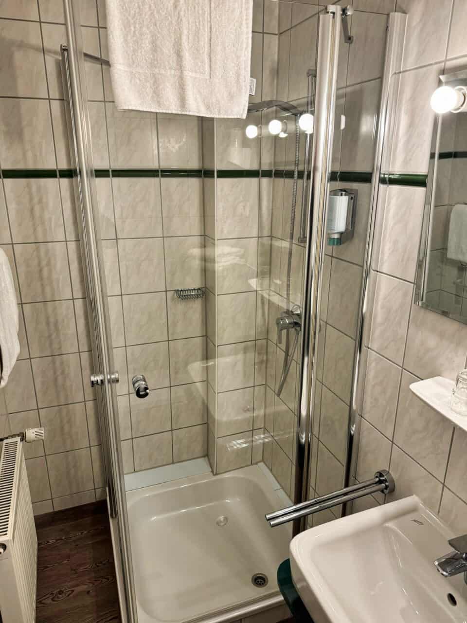 Badezimmer im Hotel garni Mueßer Hof